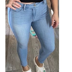 Hollister low rise jean legging
